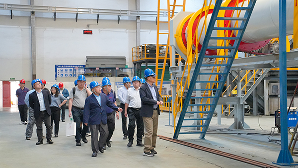 中国工程院杨志峰院士莅临澳门六开奖2025年开奖结果录-澳门六开奖结果走势图-2025年澳门六开奖结果-2025澳门合彩开彩结果-2025澳门历史开奖记录-2026年新澳门开奖结果-www澳门118开奖151557com科技考察 (2).jpg